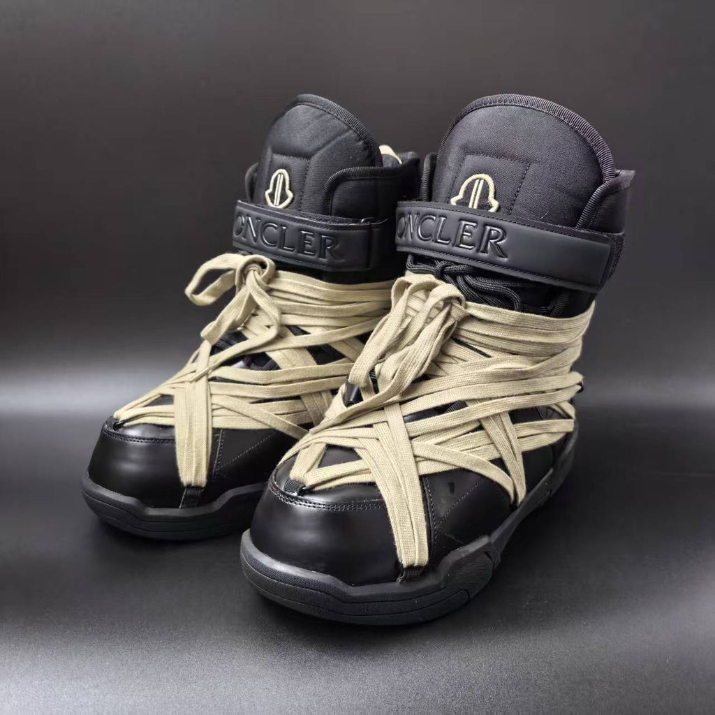 Winter and autumn lace-up snow boots